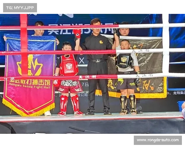 中国拳击赛事报名(中国拳击赛事火热报名开启 诚邀拳击爱好者踊跃参与 挑战自我赢取荣耀)